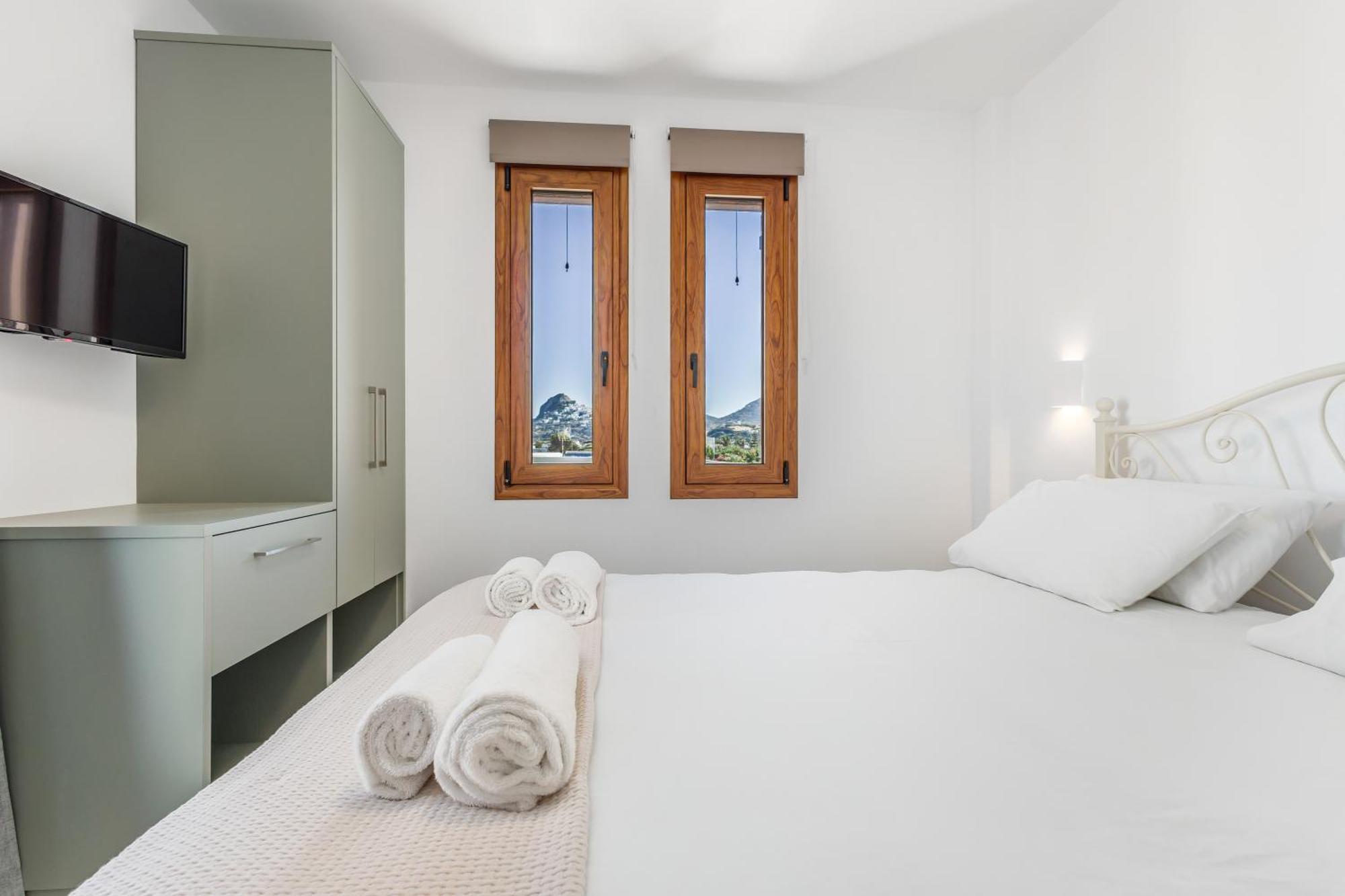 Anemonisia Skyrian Living * Skyros