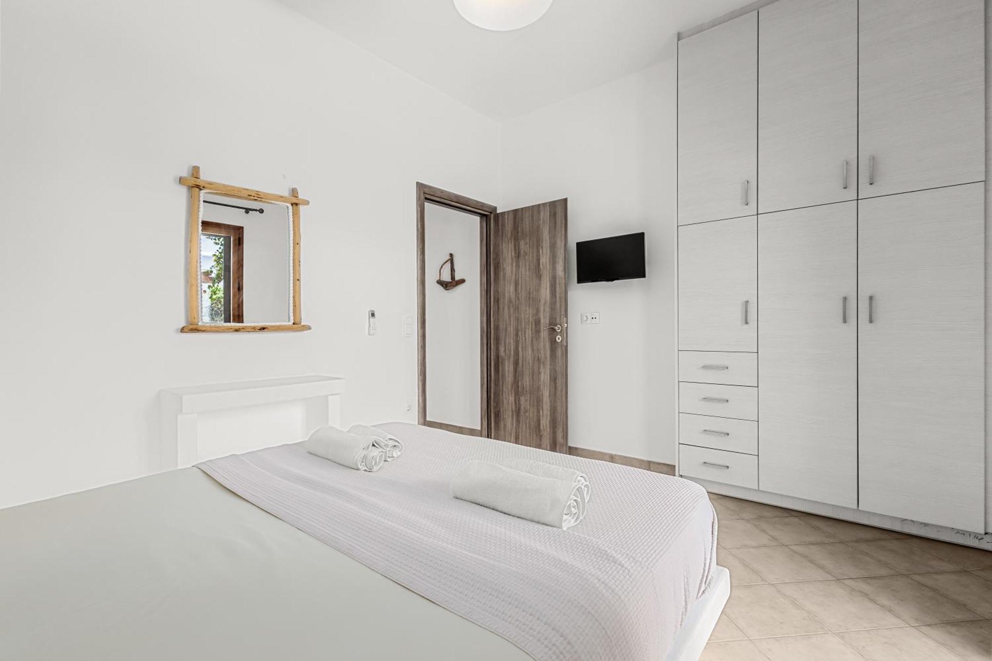 Anemonisia Skyrian Living * Skyros