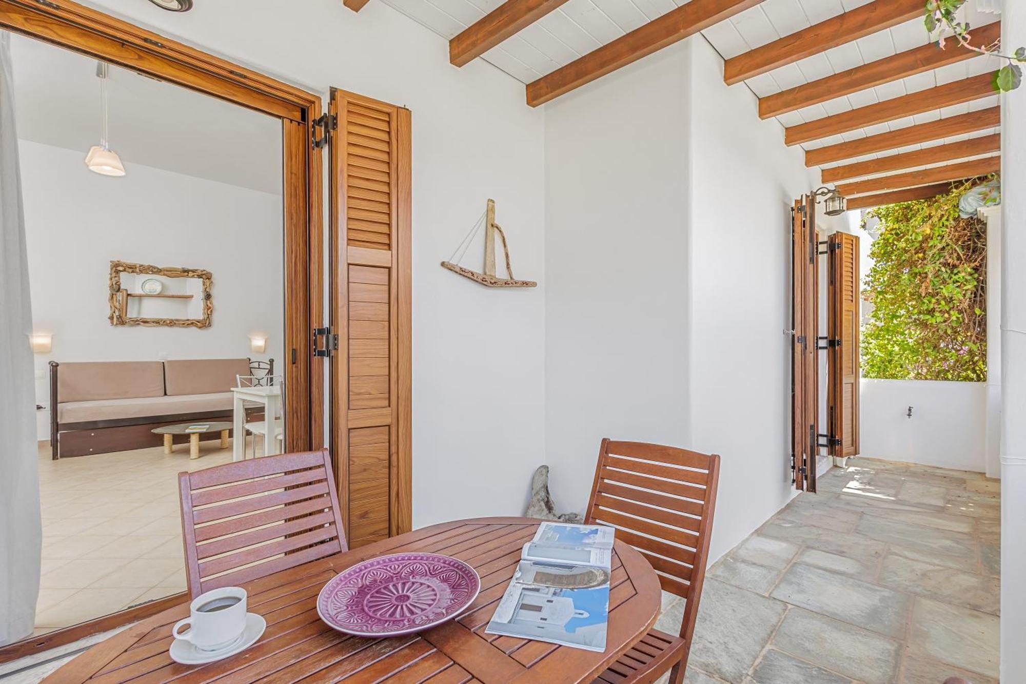 Anemonisia Skyrian Living Apartment *